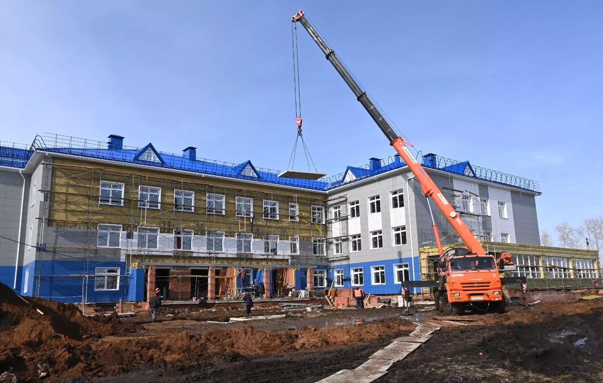 В Кушнаренковском районе строят поликлинику на 320 посещений в смену