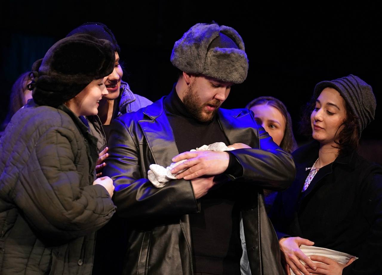 В Уфе показали благотворительный спектакль о военном времени