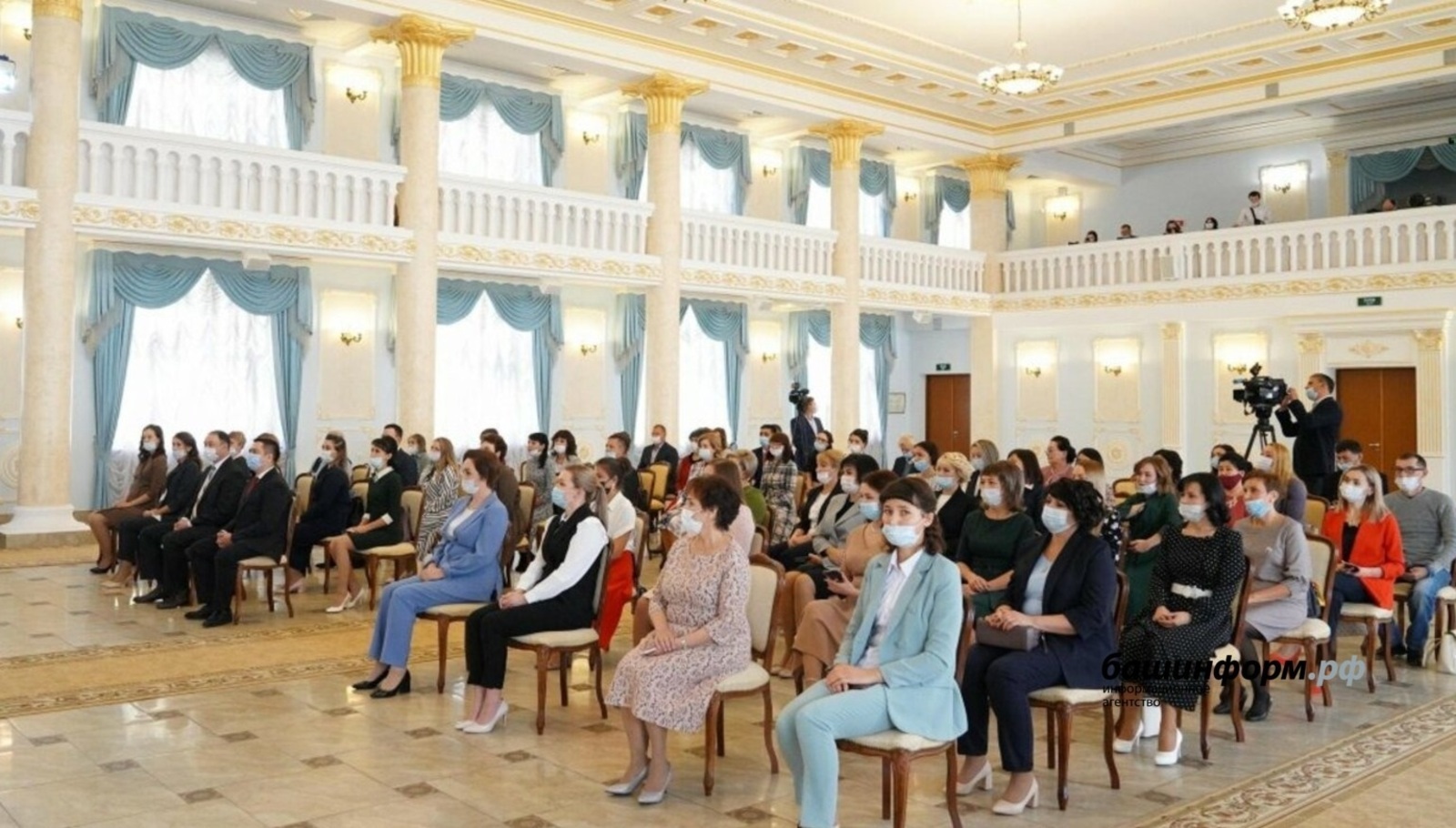 150 сельских молодых учителей Башкирии получат поддержку в размере 690 тысяч рублей