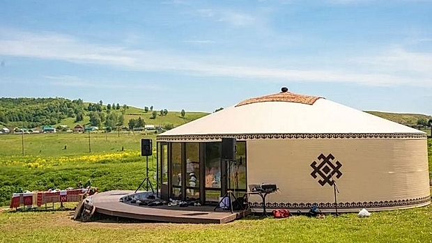 В селе Ермунчино открыли музей-юрту «Бишкурай»