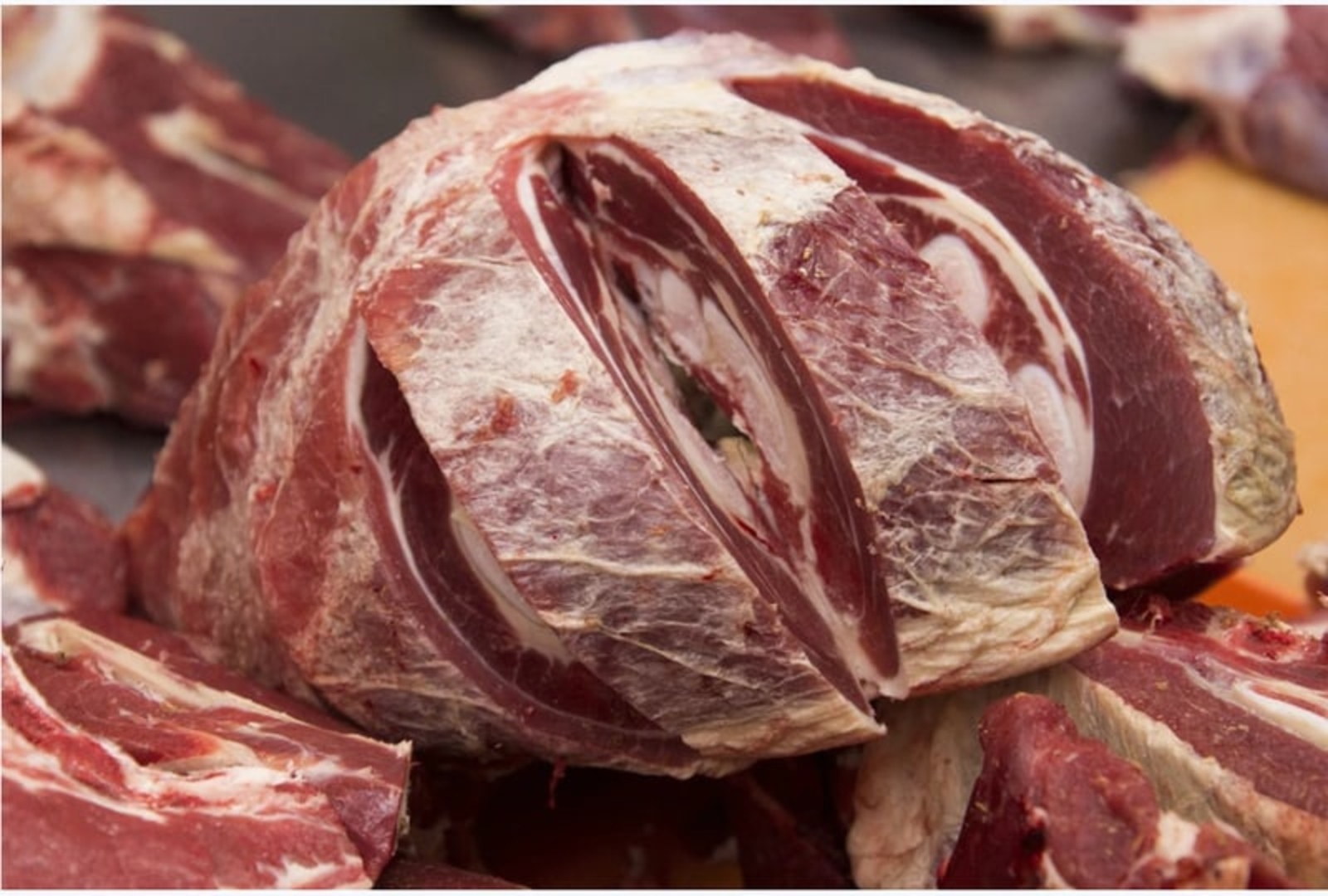 В Башкирии фирма отправила в продажу более тонны просроченной говядины