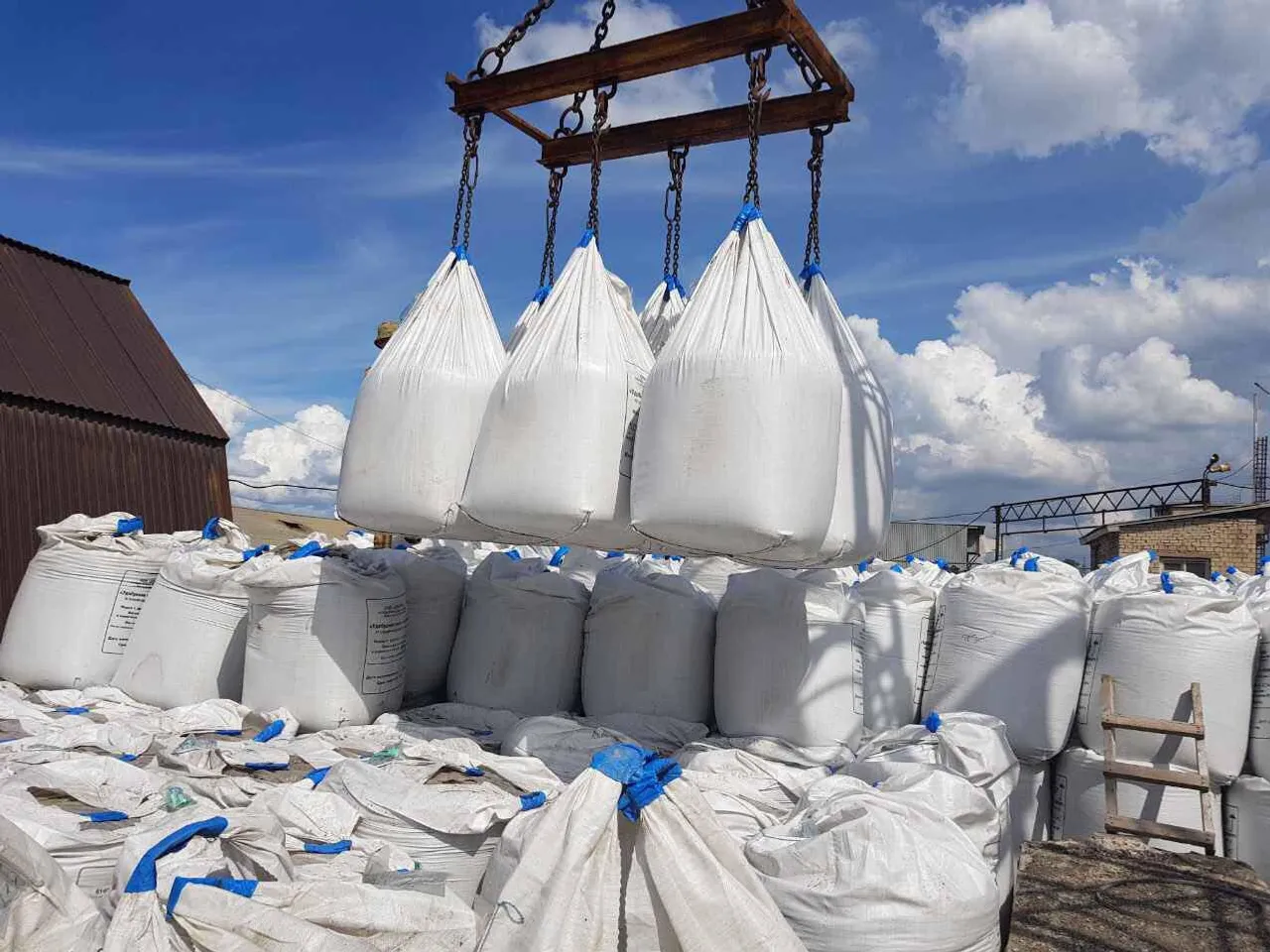 Россия в первом квартале нарастила экспорт минудобрений