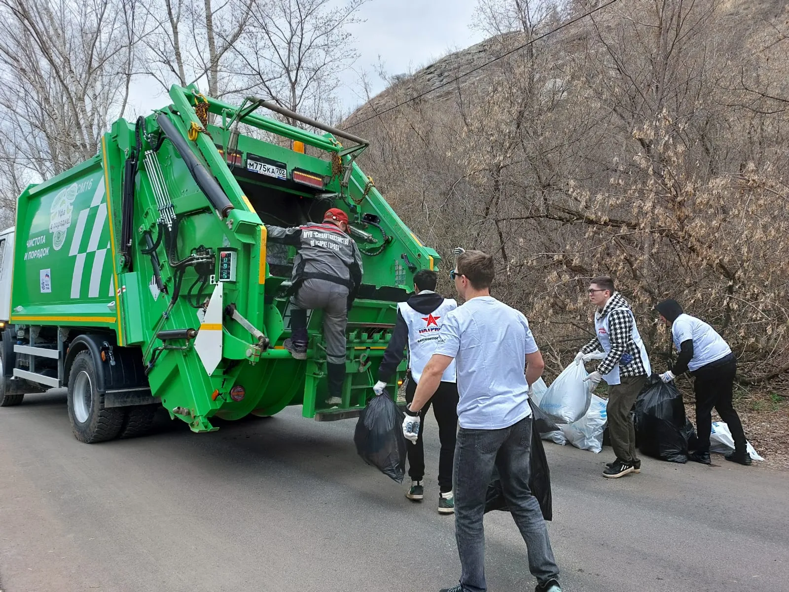 В Башкирии прошла акция «Особенности национальной уборки»